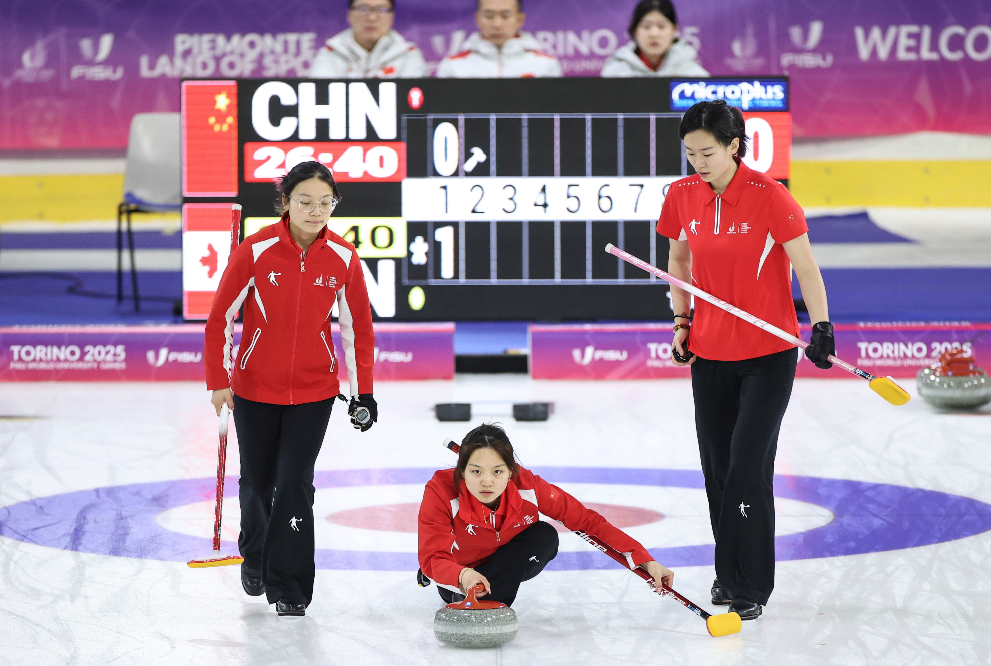 芬兰选手冰壶象棋手法夺冠